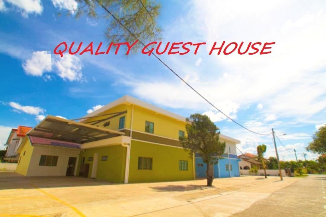 Quality Guest House Kuantan Exterior foto